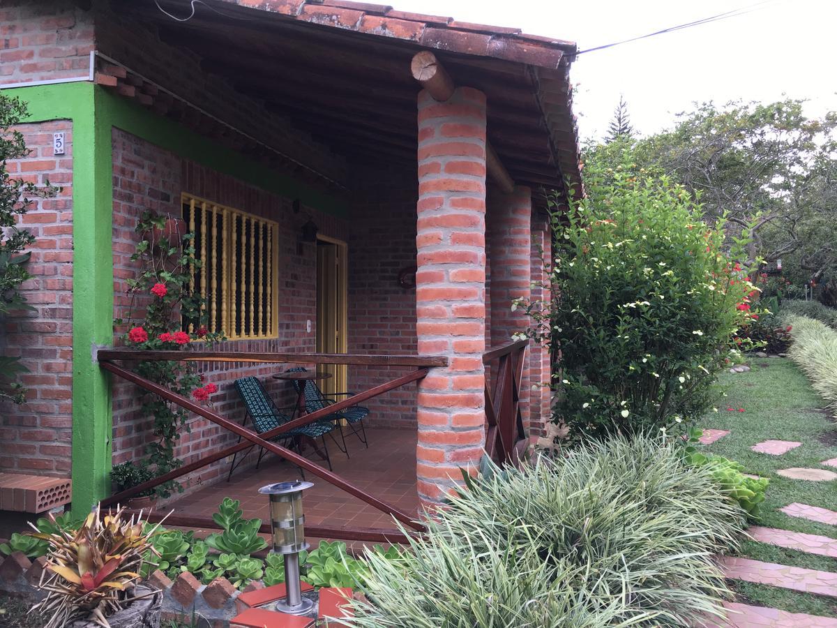 Cabanas La Carolina - Mesa De Los Santos エクステリア 写真