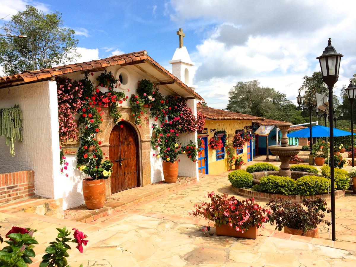 Cabanas La Carolina - Mesa De Los Santos エクステリア 写真